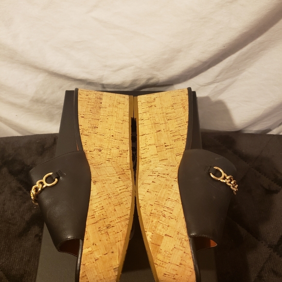 COACH Black Leather Wedge Gold Chain - Picture 3 of 6